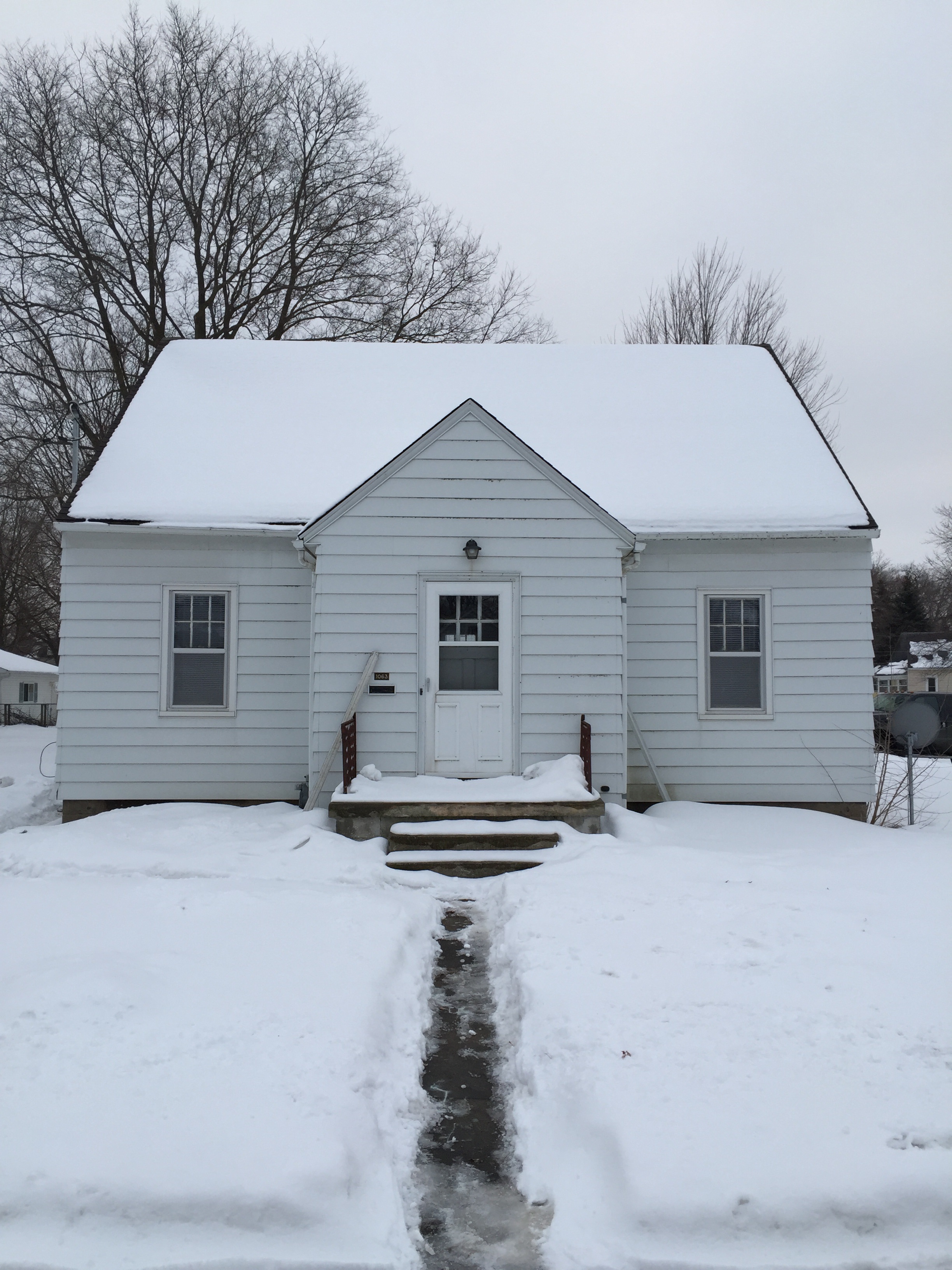 Waterloo House Real Estate 1063 Kern SulenticFischels